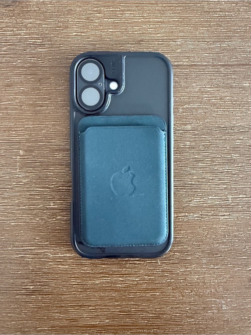Apple MagSafe Wallet - dark green